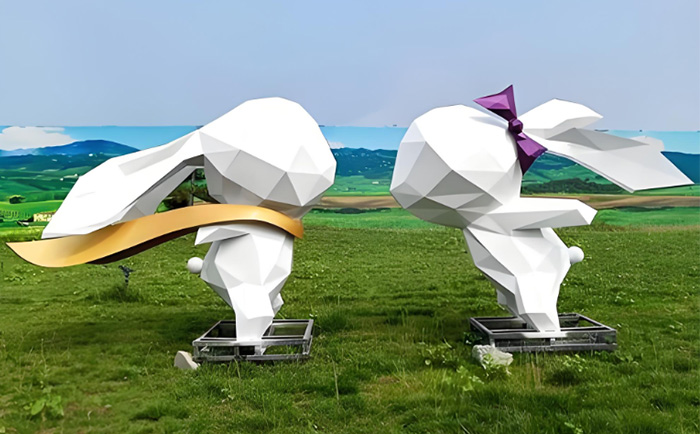 不銹鋼幾何動物雕塑--以幾何為筆，重繪動物的第二生命